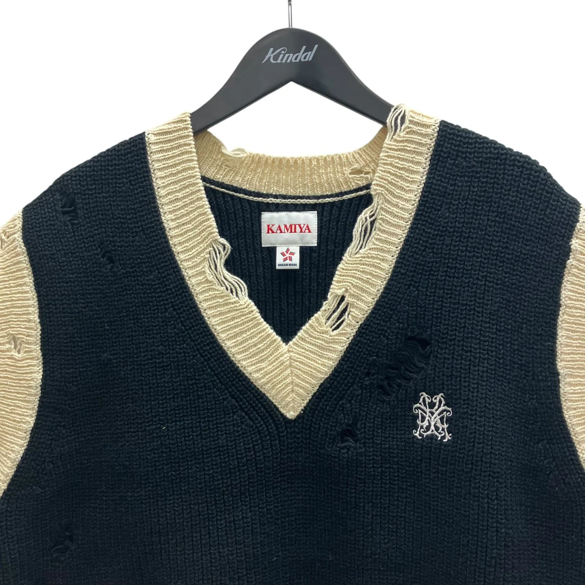 School V-neck Vest ニットベスト - Image 3