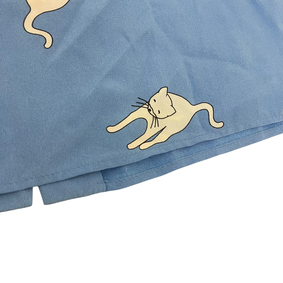 ノースリーブ猫柄シルクブラウス - Image 6