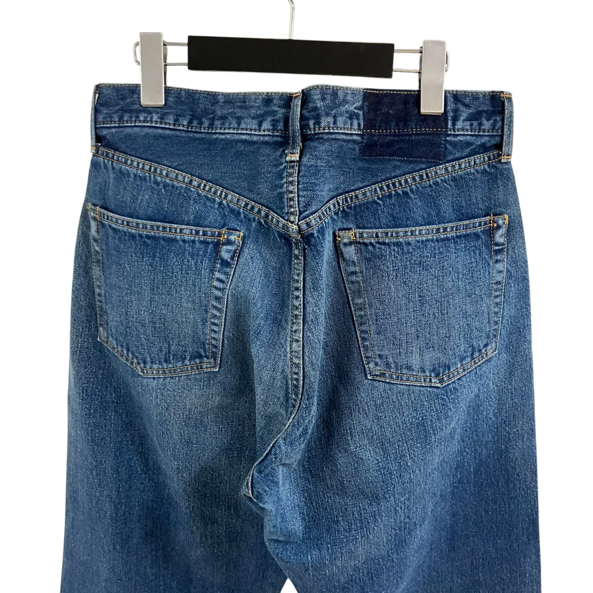 ウォッシュド加工デニムパンツ - Image 5