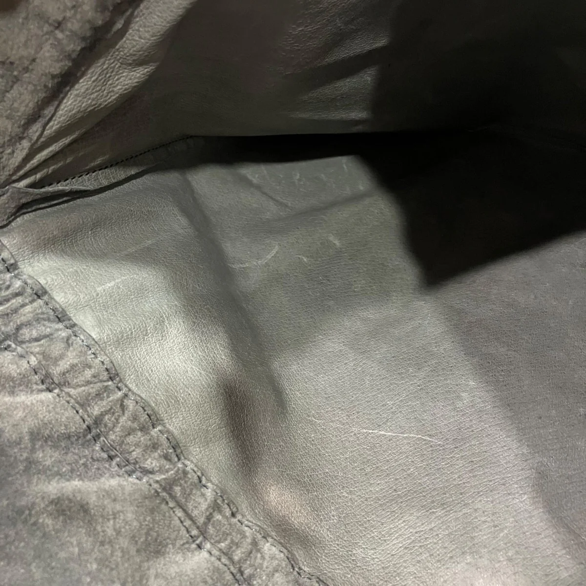 スウェードショルダー巾着バッグ - Image 7