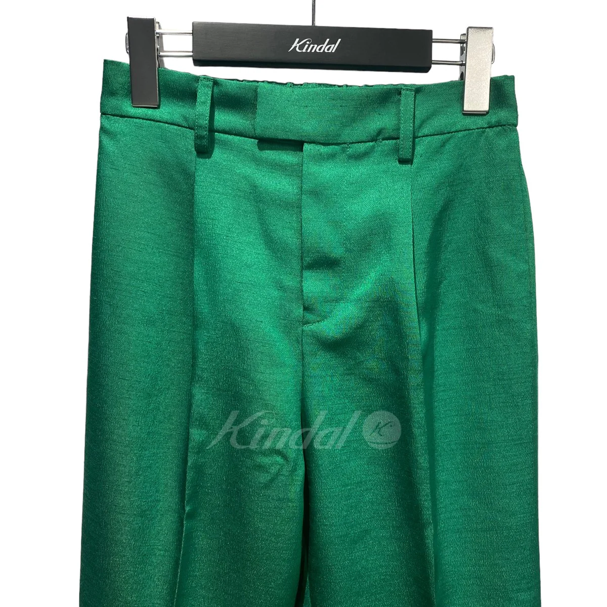 光沢素材 JELLY COLOR USEFUL PANTS タックテーパードパンツ - Image 3
