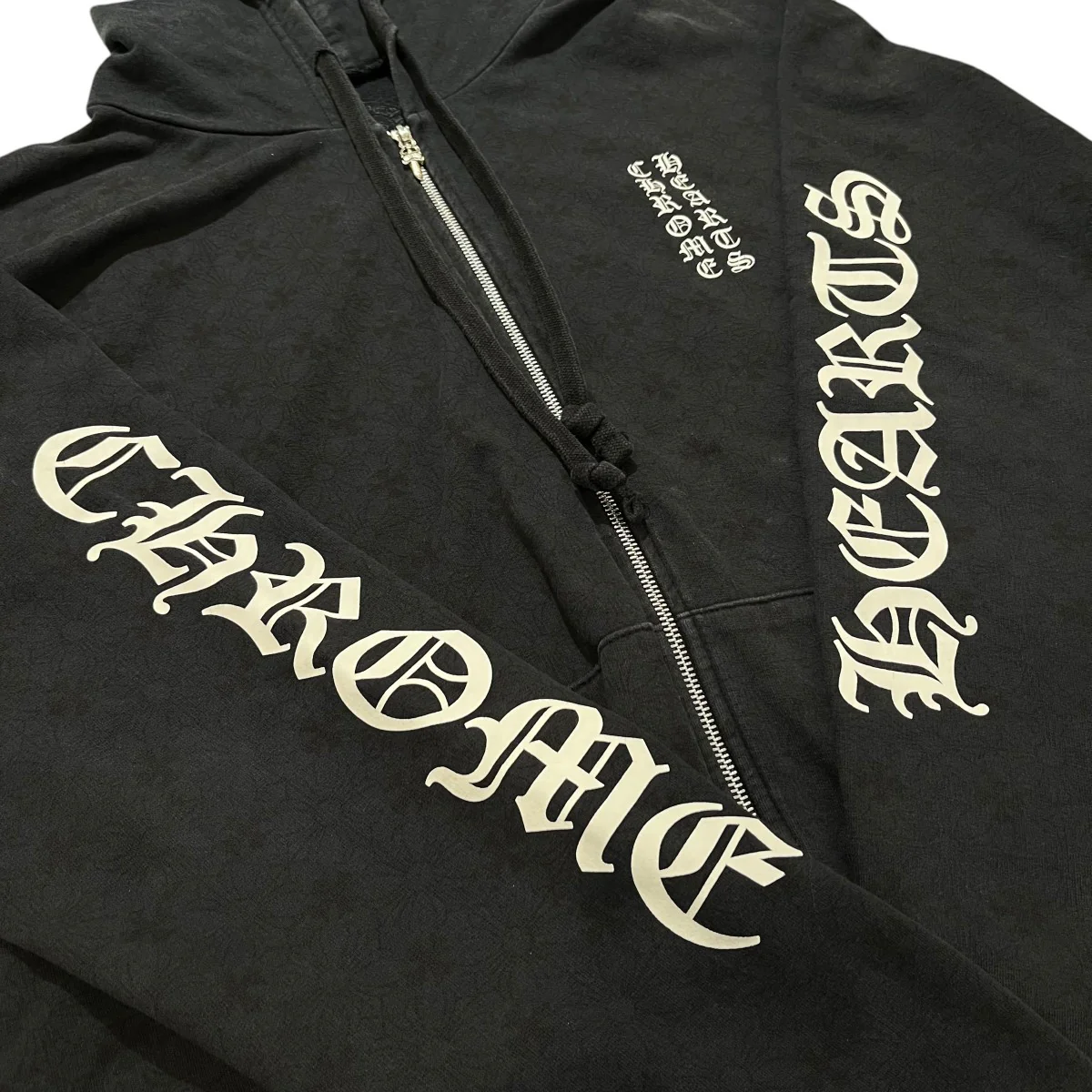 プラス総柄バックホースプリントジップパーカーSWTSHRT HD ZIP CH - Image 4